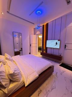 Mustard Seed 4Bedroom Luxury Shortlet Duplex - 5