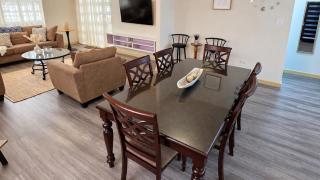 The Grazettes Hideaway 4 Bedrooms & AC - 5