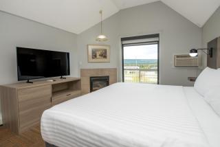 Coast Hinton Hotel - 3