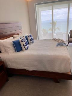 4 Bedroom, Beach Front Flat Bucerias - Vallarta - 6