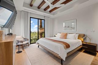 Family Home, Pool & Exclusive Resort Access - 2