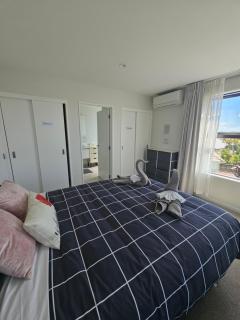 Retreat on Regent - Devonport - 7