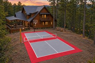 Stairway to Heaven Hot Tub Deck Sleeps 18 - 0