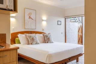 Poolside Villa - Hibiscus 40a - 2