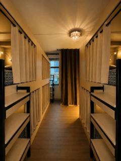 Holy Hostel Sathorn - 7