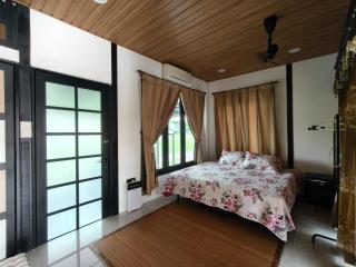 Amzi Cottage - 3
