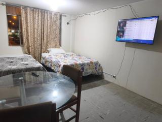 Room near the Airport - 8