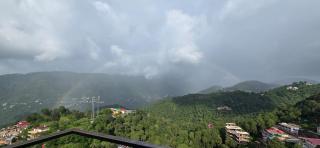 Serene Cloud Villa Luxury Mountain Retreat - 8