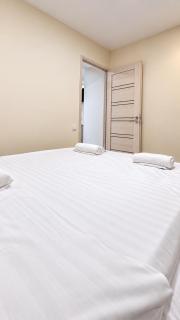 Garden EVN Apartments 5 Min from Airport - 4