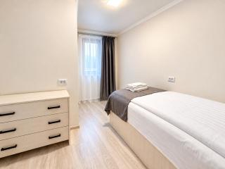 Garden EVN Family Apartment 5 Min from Airport - 3