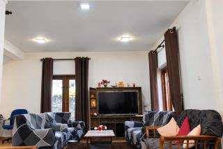 Mistwood Manor - 1