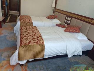Golden Spring Hotel Lijiang - 1