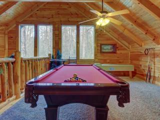 Bearfoot Retreat - Waldens Creek - 6