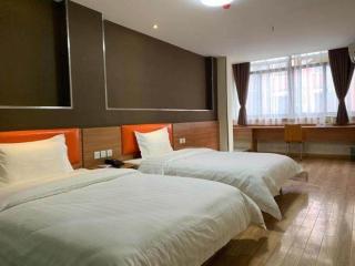 7 Days Inn Yingshang Lanxing Building Materials Market - 4