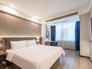 7 Days Inn Yingshang Lanxing Building Materials Market - 1