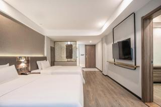 7 Days Inn Yingshang Lanxing Building Materials Market - 9