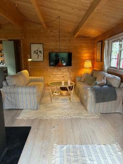 Charming Timber House With Sauna Near Beach - 8