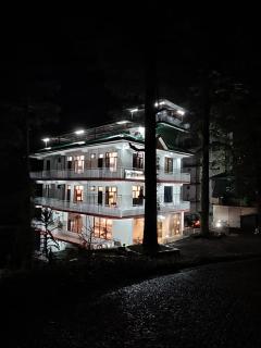 Hotel The Oak Valley - 0