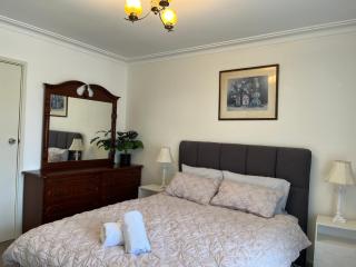 Hilltop Haven - 8