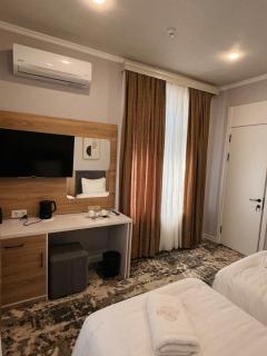 Javoxir Hotel - 1