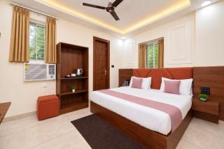 SG Royal Portico - 2