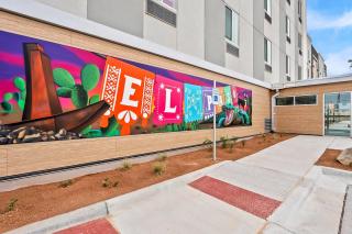 Everhome Suites El Paso Airport near Fort Bliss by Choice Hotels - El Paso - 4