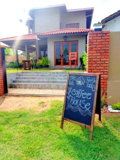 Atlas Guest House & Backpackers Negombo - 1