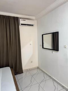 Appartement cosy de 2 pièces 15 min de l'aéroport - 8
