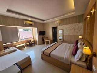 Hotel Rajpur Heights - 6