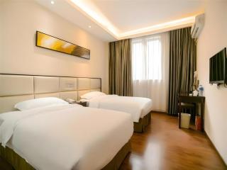 GreenTree Inn Guangzhou Panyu Bus Station Business Hotel - Guangzhou - 2
