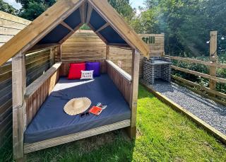 Raywell Hall Country Lodges - 2