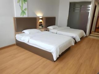 GreenTree Inn Jining Yanzhou Jiuzhou Fangyuan Business Hotel - 3