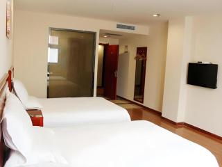 GreenTree Inn Jining Yanzhou Jiuzhou Fangyuan Business Hotel - 1