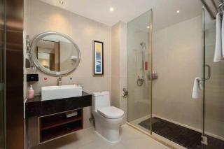 Echeng Hotel Wuhan Optics Valley Square Yangjiawan Metro Station - 7