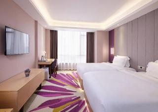 Lavande Hotel Luzhou BBQ new World - 7