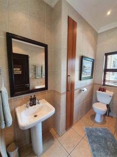 OR Tambo Airport Mansion ,Self Catering Holiday Home - 1