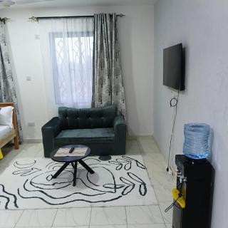Exquisite Studio Apartment - 5