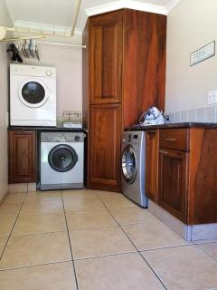 OR Tambo Airport Mansion ,Self Catering Holiday Home - 3