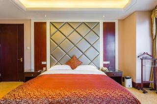 Inner Mongolia XingTai Phoenix Hotel - 1