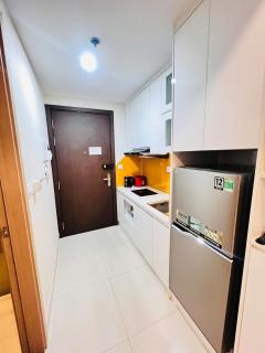 Modern Apartment - Sunrise City View - 8