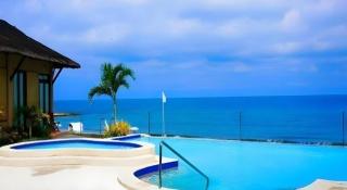 Kahuna Beach Resort and Spa - 1