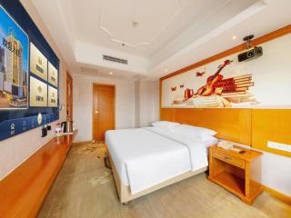 Out Sky Hotel - 1