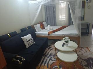 Luxe tavern homes - 6