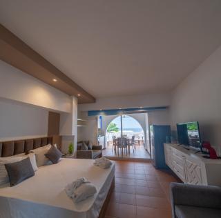 Sunset Sea View Apartment with Kitchen Coral Bay - 4