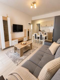 Sarah & Sophia Residence #2 - 4