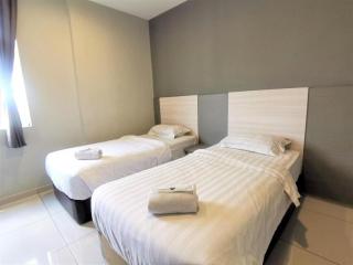 Pearl Hotel - 2