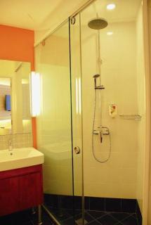 iStay Hotel - 7