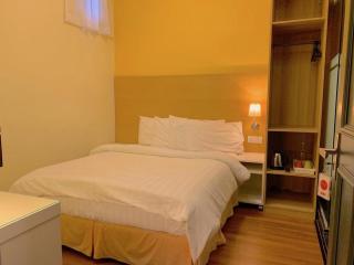 iStay Hotel - 4