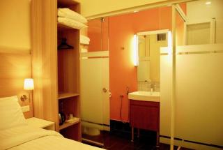 iStay Hotel - 3