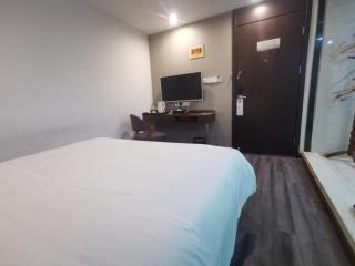 Borrman Hotel Wuxi Hubin Business Street - 4